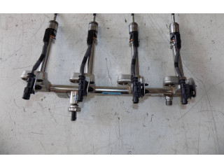 Vstřikovací lišta 31478396, 32140074 Volvo V60 B420T3