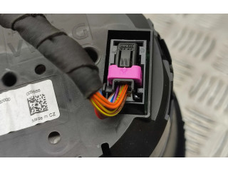 Панель приборов 5E0920757C   Skoda Octavia Mk3 (5E)       