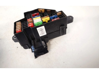 Блок предохранителей     Skoda Octavia Mk2 (1Z)    