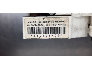 Блок управления климат-контролем Skoda Octavia Mk1 (1U)