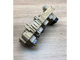 Блок предохранителей JB200400, 000807   Subaru Forester SF    