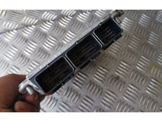 Блок управления двигателя 0281011086, 8200065994 Volvo S40, V40