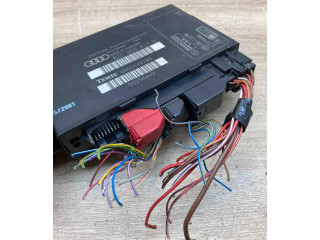 Блок комфорта 8Z0959433N Audi A2