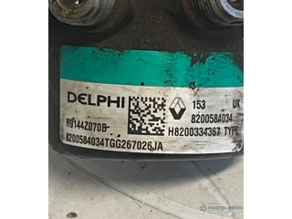 Топливная рампа R9144Z070B, 8200584034   Renault Clio II  