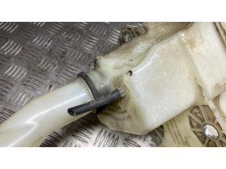 Бачок оконной жидкости    