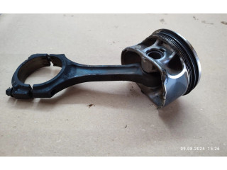 Píst Mercedes-Benz C W205 M274,920