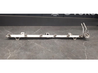 Vstřikovací lišta BMW 5 E39