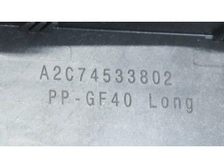 Передний держатель бампера