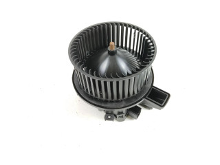 Вентилятор печки    4M1820021C   Audi e-tron