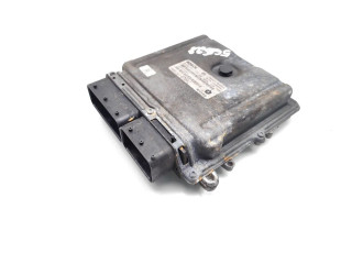 Řídící jednotka P05187070AJ, 0281013530   Chrysler Voyager 2010