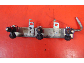 Топливная рампа A1320100200 Smart ForTwo II