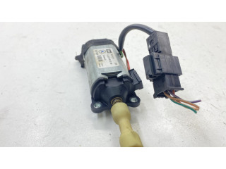 Электрический двигатель для регулировки положения руля