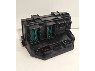 Блок предохранителей  68165691AB   Jeep Grand Cherokee    