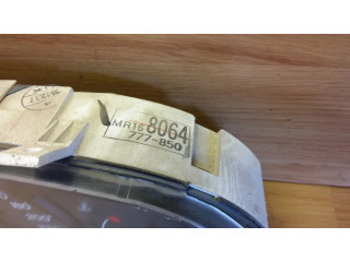 Přístrojová deska Mitsubishi Lancer 1998 MR168064