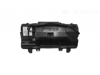 Панель приборов 0263758026, P32356075AA Volvo XC40