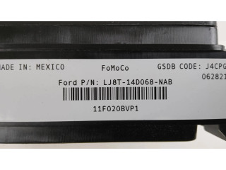Блок предохранителей LJ8T14D068NAB Ford Mustang Mach-E