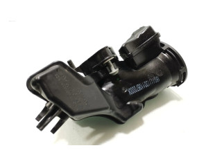 Деталь (детали) канала забора воздуха