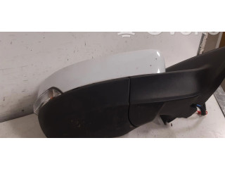 Зеркало электрическое Skoda Fabia Mk3 (NJ) 2015 - 2021 года