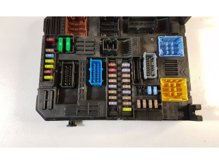 Блок предохранителей 9832880680   Citroen C3 Aircross    