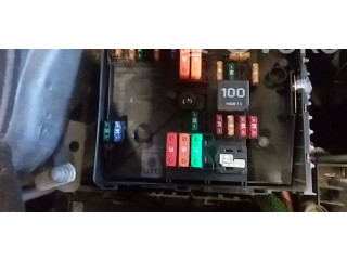 Рулевая рейка  Блок предохранителей 1K0937125A   Volkswagen Caddy 2004 - 2010 года