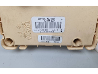 Блок предохранителей 892210F010 Toyota Corolla Verso AR10