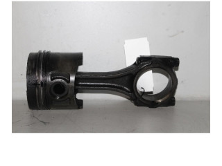 Píst    Nissan Terrano    TD27T 