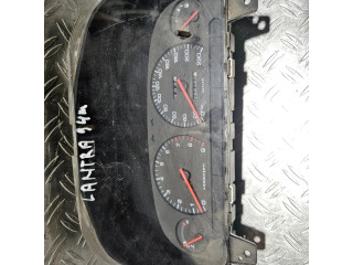 Přístrojová deska Hyundai Lantra I 1993 71110551, 78811290