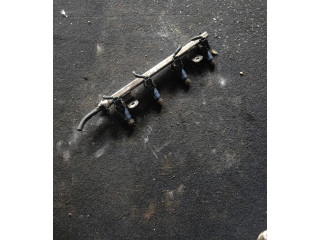 Vstřikovač 353102B000 KIA Venga