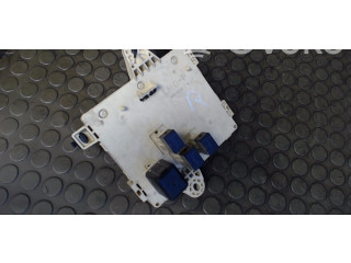 Блок предохранителей     Lexus IS 200-300    