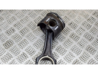 Píst A6110300320, A6110300717   Mercedes-Benz C W203  pro naftový motor 2.2 OM 611.962 