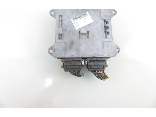 Блок управления двигателя LFD718881C, E6T53975H1    Mazda 5