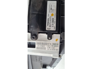 Přístrojová deska Volvo V50 2006 30669185, 8602879