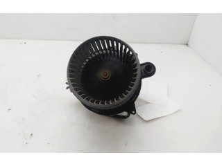 Вентилятор печки 272101005R Renault Captur