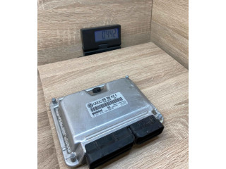 Блок управления двигателем Блок управления 045906019G, 0281010220 Audi A2