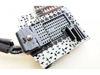 Блок предохранителей  8622520, 9162316   Volvo V70    