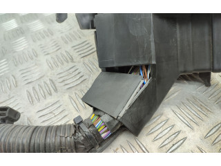 Блок предохранителей AV1T14K012GLD Ford B-MAX