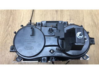 Передний держатель чашки