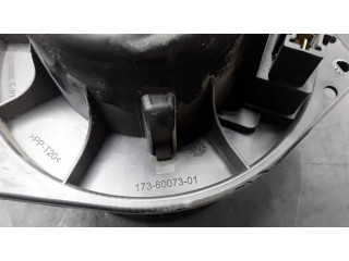 Вентилятор печки 1736007301, EA31530350 Suzuki Ignis