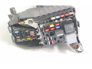 Блок предохранителей 6G9T14A076 Volvo V70