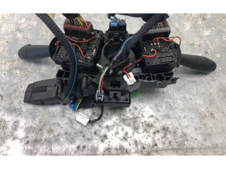 Ручка стеклоочистителей 255671453R Dacia Dokker