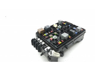 Pojistková skříňka 39107275, 812461952 Opel Astra 2018