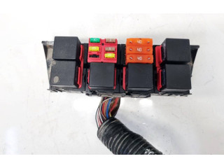 Блок предохранителей Tesla Model S