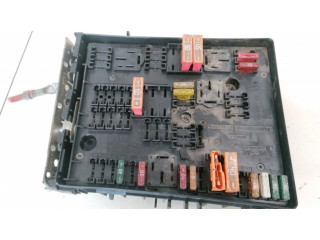 Блок предохранителей 1K0937816, 1K0937819A Volkswagen Touran I