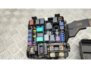 Блок предохранителей Honda FR-V