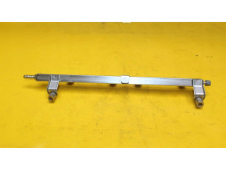 Топливная рампа 06A133317BB   Volkswagen Golf VI  