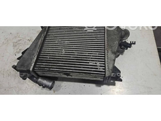 Интеркулер  D2053B17   Nissan X-Trail T30 