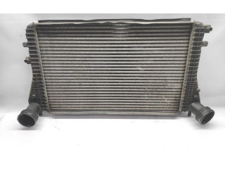 Интеркулер 1K0145803A Audi A3 S3 8P