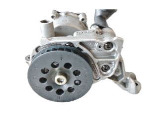 Čerpadlo oleje 04L145112   Seat Leon (5F)   CLH