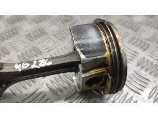 Поршень с шатуном Nissan 370Z для бензинового двигателя 3.7