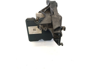 Блок ABS 104474500b, 1044745-00-b Tesla Model 3